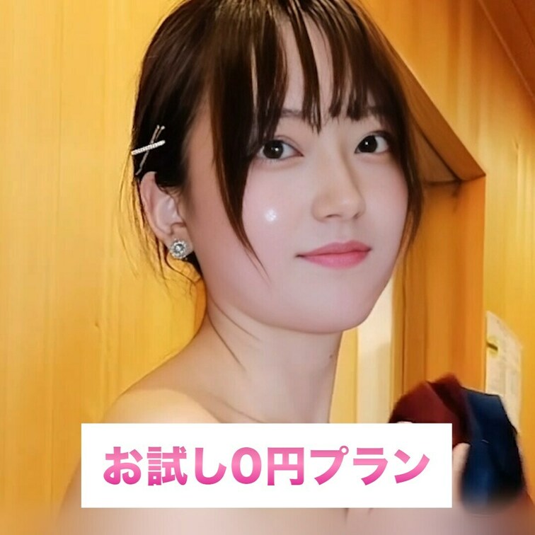 脱衣場で綺麗なお尻を覗き見♡