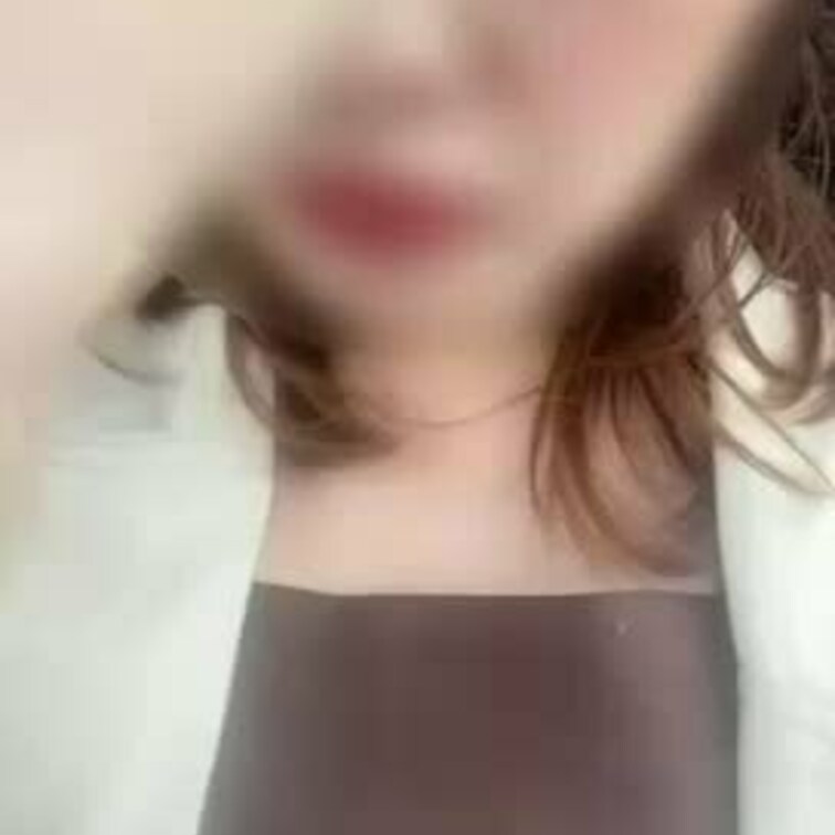 なんとか彼女に普段の生活を取り戻して欲しい。
応援してくれるかたご支援お願い致します。