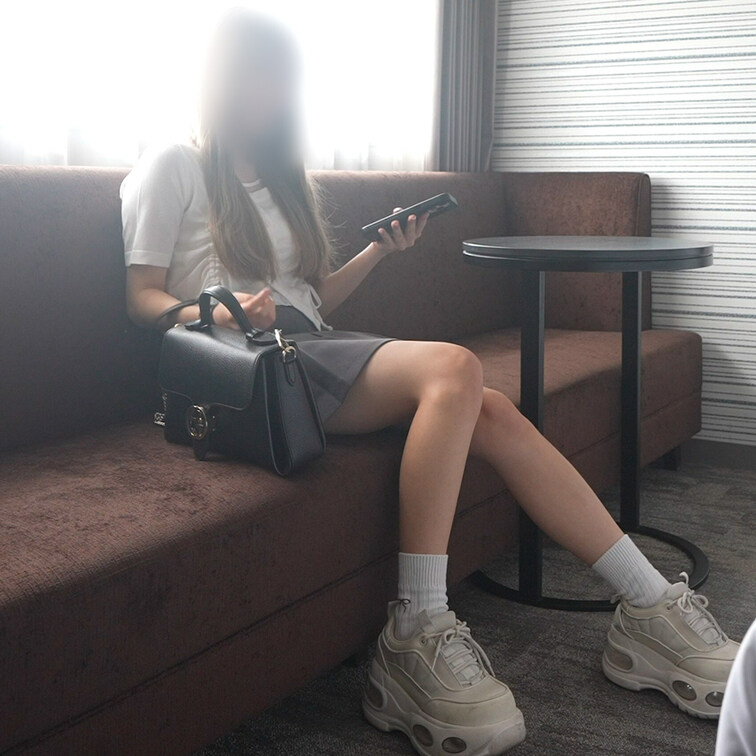 【人生初イキで酸欠になりえっち中断。○○○のときから付き合ってる彼氏に内緒で会いに来た理系女子大生】（1時間30分）
