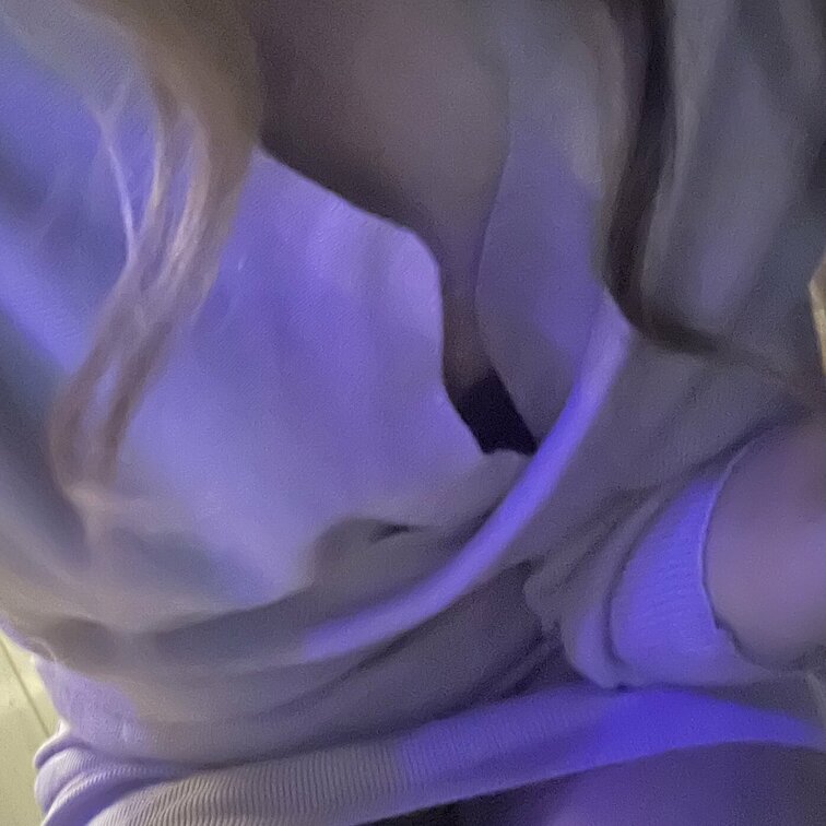 ちらっ