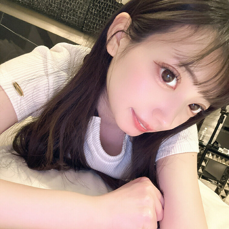 「いいね」と「フォロー」してくれた方にエッチな画像送りますね😘
よろしくお願いします💕
女子大生のユッケです😉