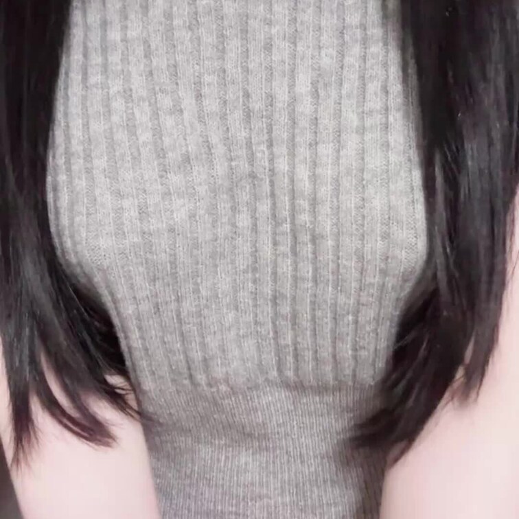 初めての動画だよ。

とっても恥ずかしい。。

でももっと脱いじゃおうかな...？❤️