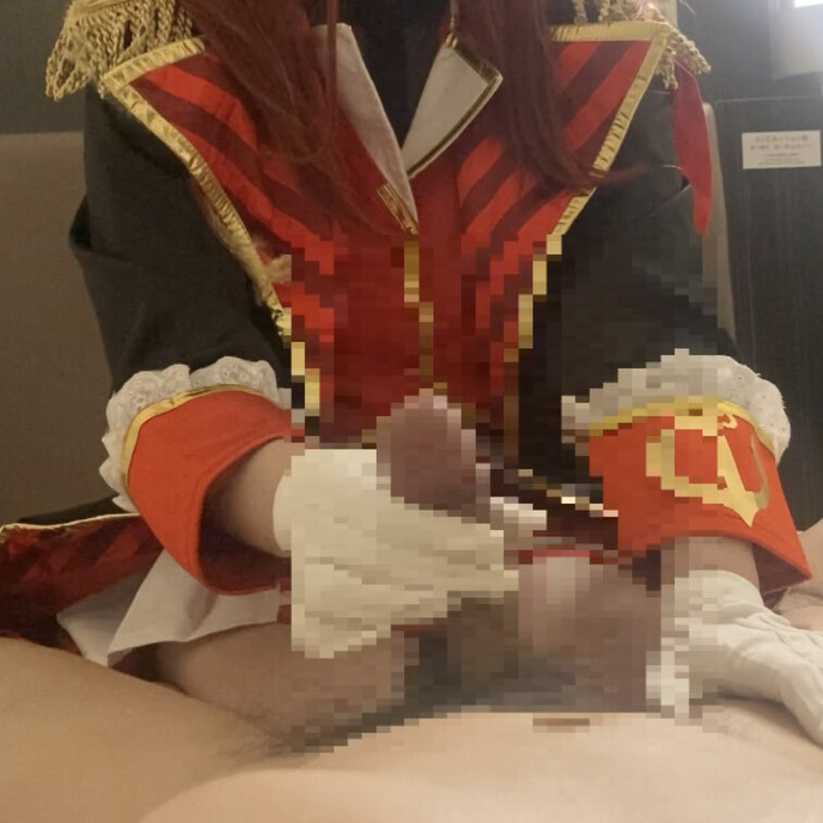 今だけおまけ付き！巨乳コスプレイヤーマリ○船長に手コキされちゃった！ドロドロのたくさん出した編

宝○マリンコスの巨