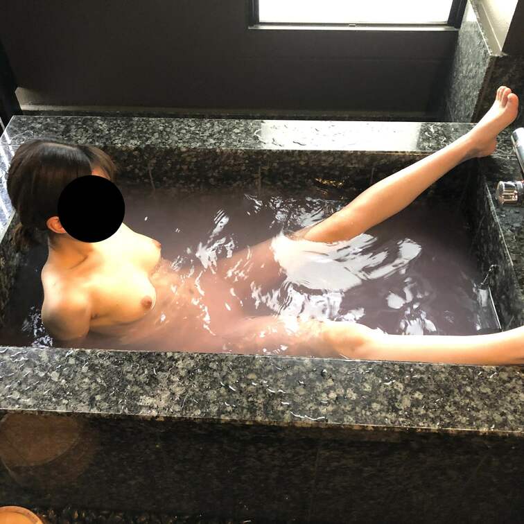 昨日公開させていただいたムービーのオフショットです。