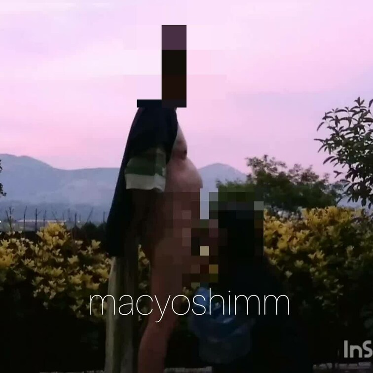 静けさの中のおしゃぶり。