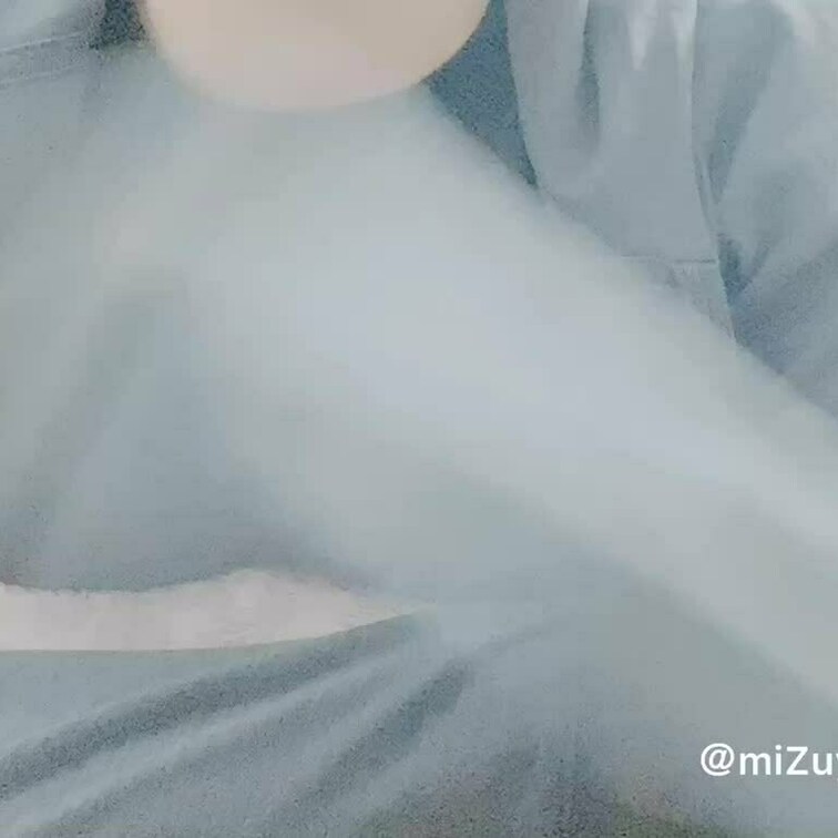 おっぱいをむにむにするだけの動画🫠