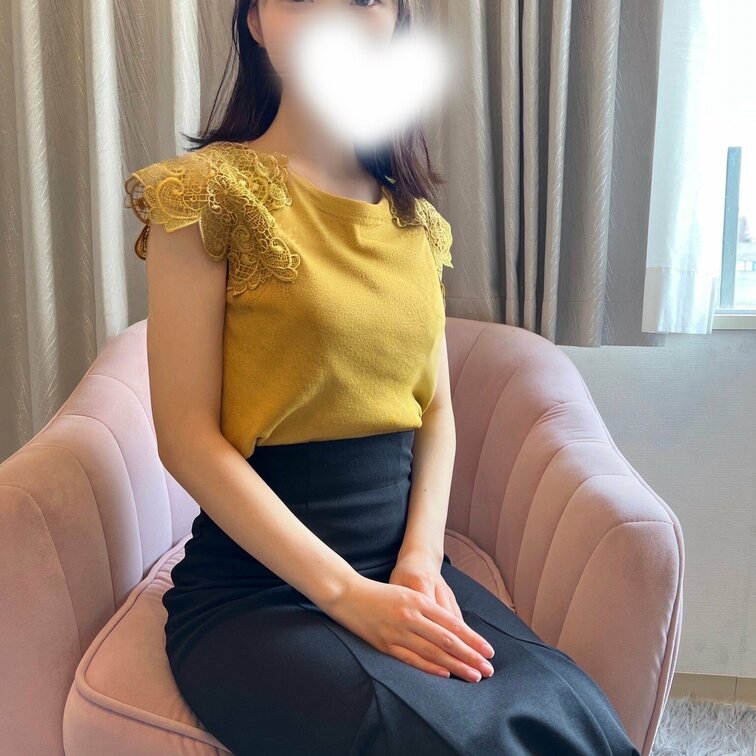 無料プレゼント🎁

これがこう！
お昼は女子大生。
夜はえっちなこと...

いいねとコメントお願いします.