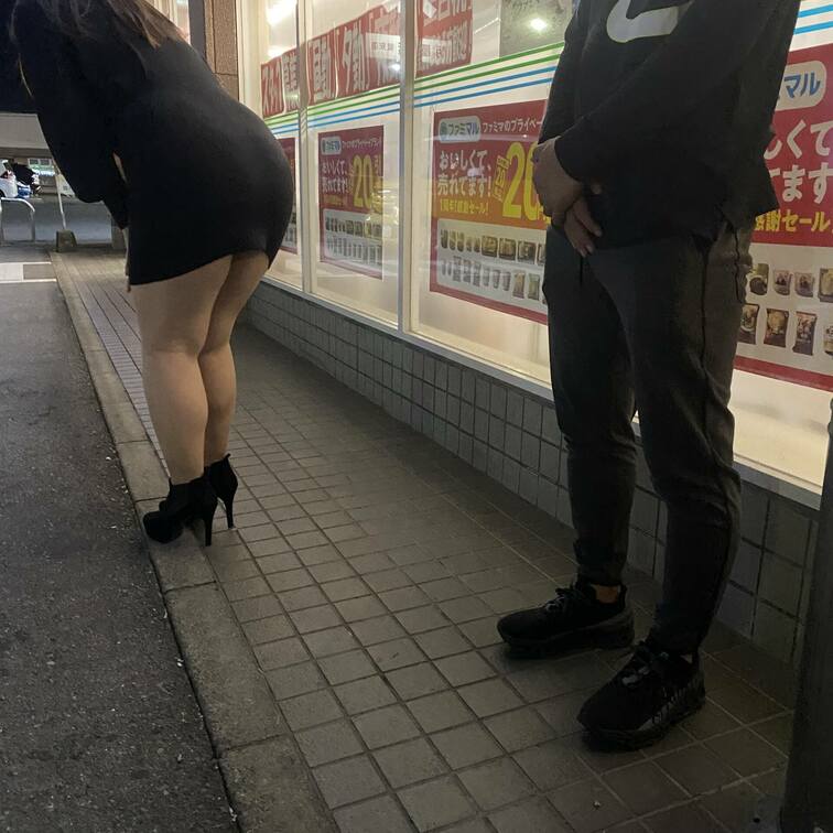 あっ変態さんだ…