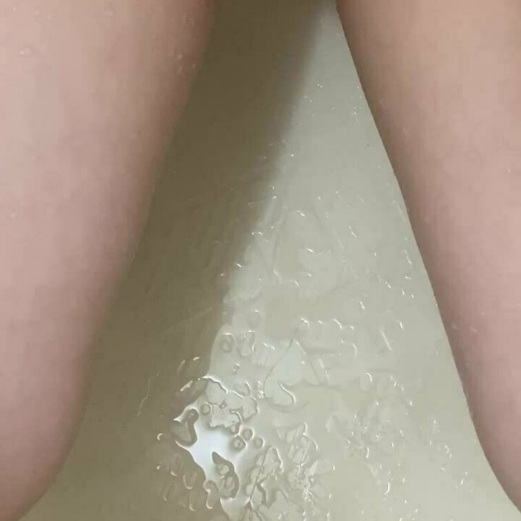 おふろおしっこ！
しゅいいいってなってます☺️