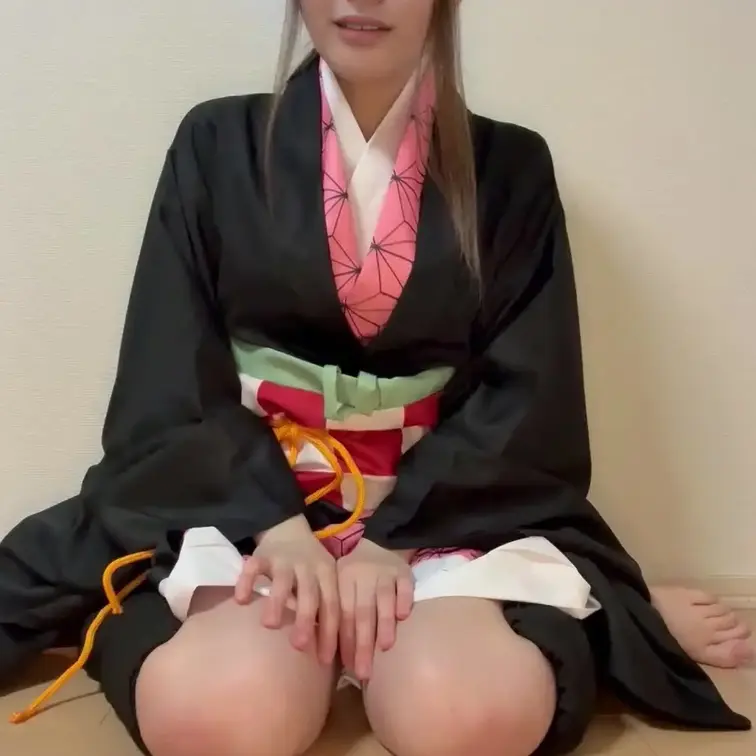 禰󠄀豆子のコスプレをしてオナニーしてみました🫣
