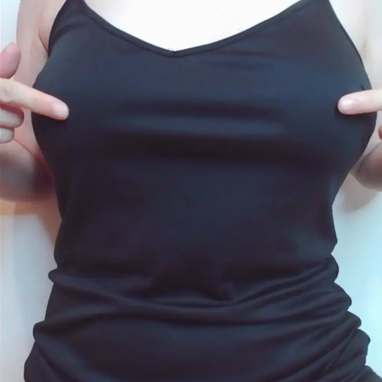 009 asukachangのオナニー動画
いつもみたいに乳首クリップでいじめて、クリもlovenseでいじめてみた...中が恋しくなってディルドずぼずぼして痙攣イキ
乳首イキ　クリイキ
