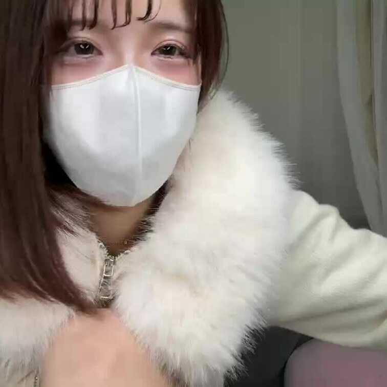 【みれい 20 歳】

みれいさんのライブ配信動画です
生配信だと、1 回の有料配信を視聴すると、おおよそ平均 5