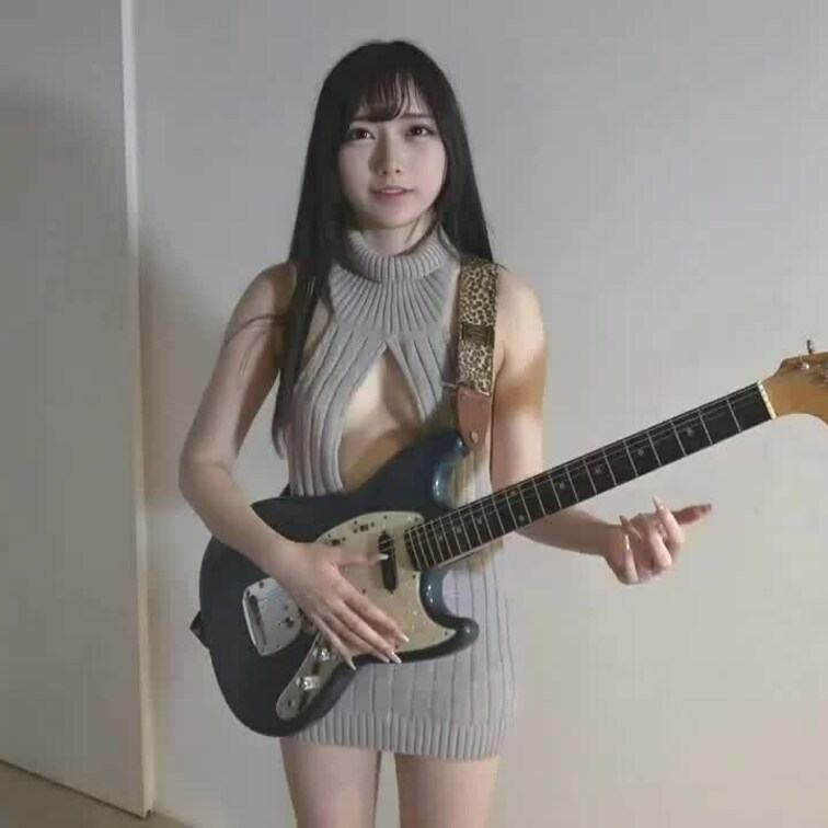 ギター弾いてみました🥰