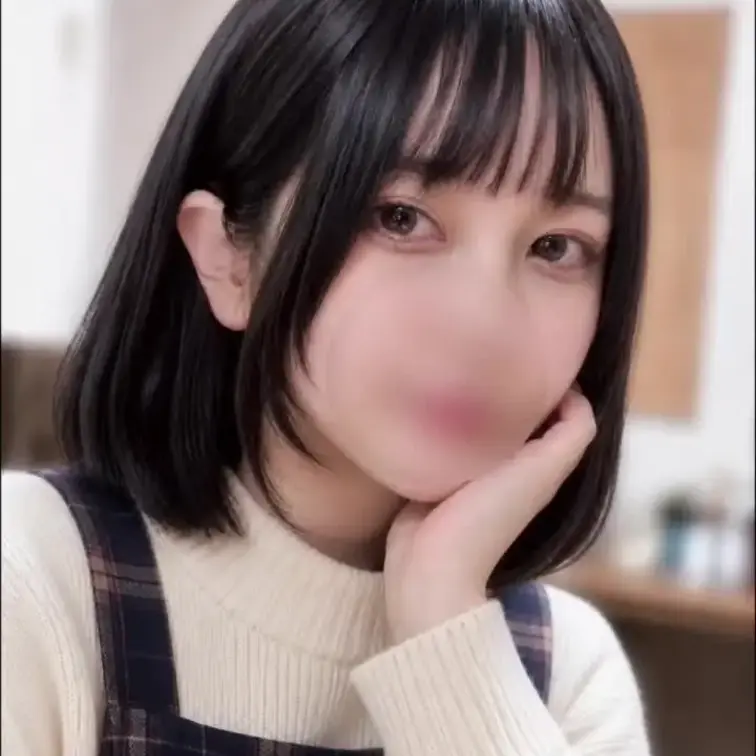 まだるなこ不足な方へ

はじめて声も置いてみました。
写真だけじゃ伝わらない距離感、届いたらうれしいです。寝る前に