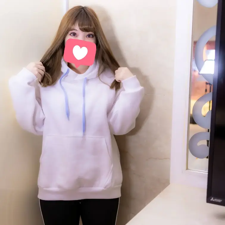 アスレジャーというファッションだそう
アスレチック×レジャー？

この定番化したピチピチスパッツとか大好きです！