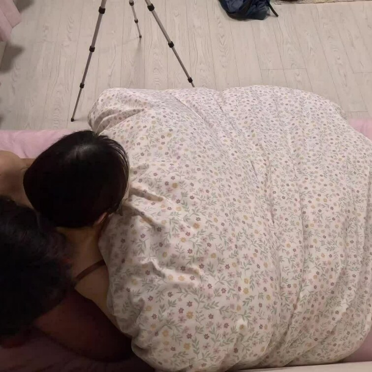 さえちゃんハメ撮り上からのアングル。

話は変わりますが、19日もしくは24日の人妻オフパコ撮影会参加者まだ募集中で
