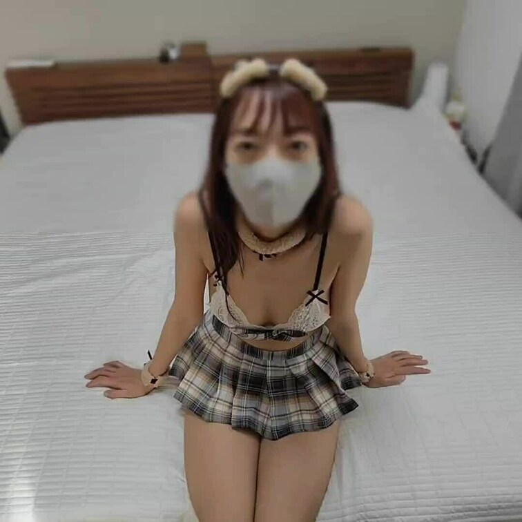 奥さんとおもちゃ遊びをする動画の前編です😍
いただきもののおもちゃを試しに奥さんに使ってみたところ、吸引力が強すぎたよ