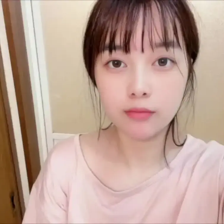【ファン限定フル動画】🎁

【剛毛女子大生オナニー】お母さんが寝てお風呂入る時に臭い身体のままおまんこ触ってオナニー