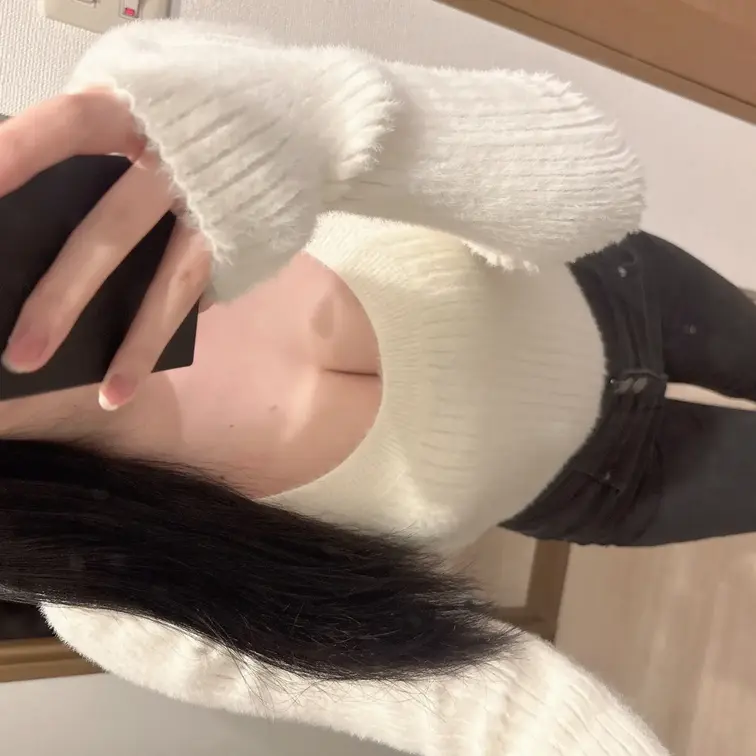 私服なんかたまには
投稿してみちゃったり🤍🤍🤍