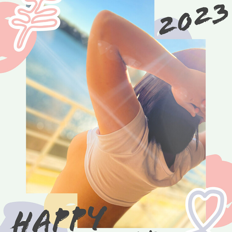 新年あけましておめでとうございます。
昨年から本格始動したmyfansですが、多くの方にフォロー、支援頂きやりがいをも