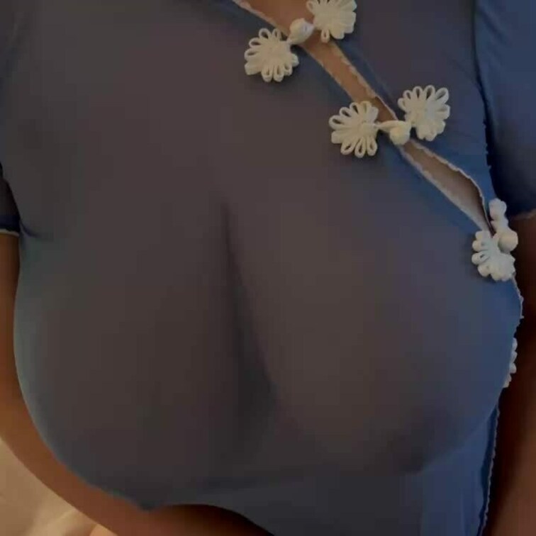 いーっぱいかけられてとろっとろのおっぱい🫠
この素材気持ちよかった😊