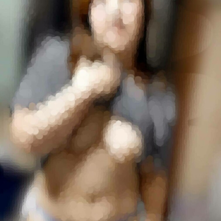 おっぱい見せ顔出し動画です。
やっぱり顔出しはドキドキしちゃいます