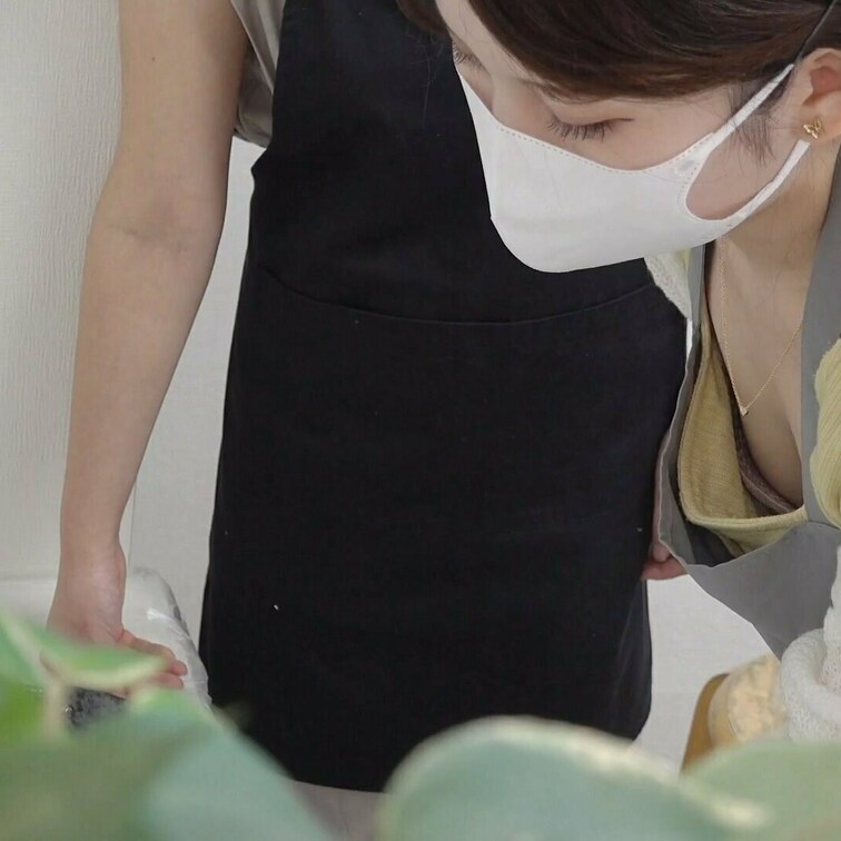 ちょい見せ。本編はこちらから→
#01【胸チラ/パンチラ】スレンダー美女のエロ乳首/若妻のぷっくり乳首・ハミマン!