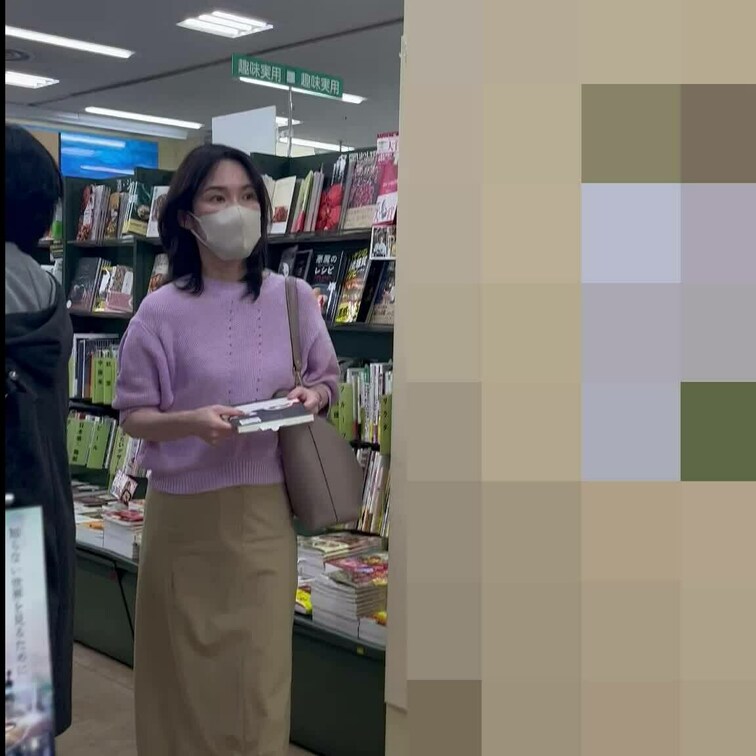 書店逆さ撮り