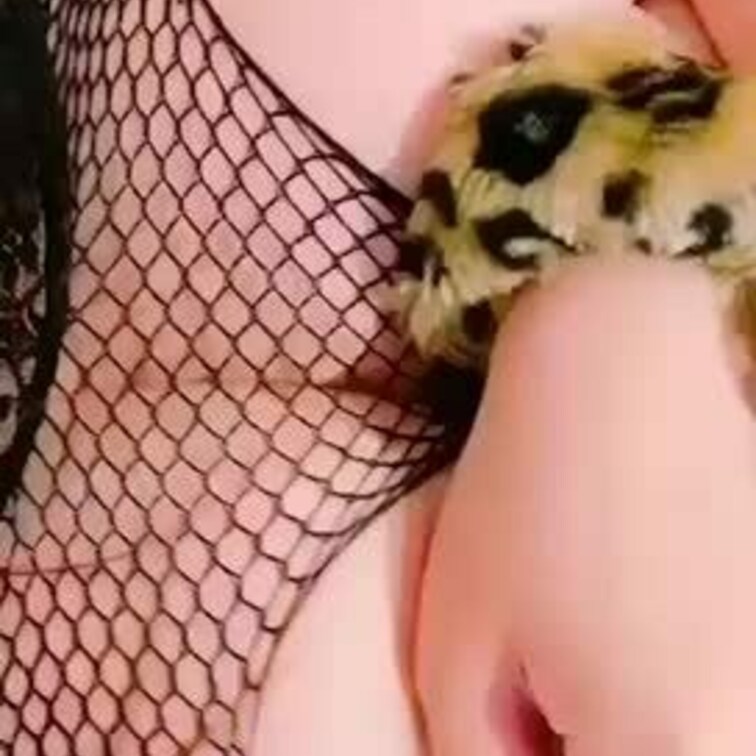 ❤️愛乳オッパイはコリコリしたら乳首勃起するのか検証してみた！❤️