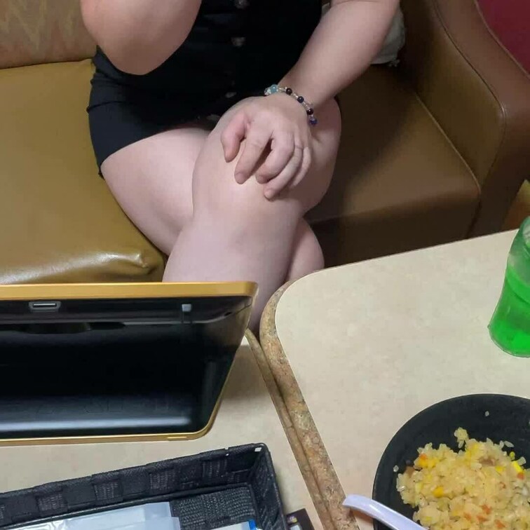 カラオケ熱唱？