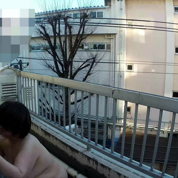 【ヤバいやつ】いつものベランダで撮った立ちバックシーン(撮影日：2025年1月15日)【立ちバック】