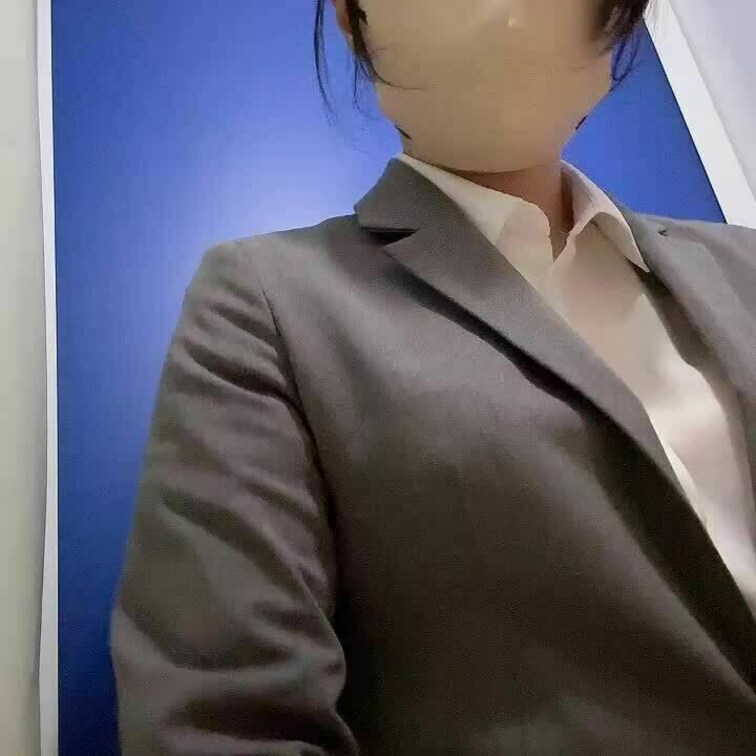 「永衣自身が変態だなって思うことをやって
動画に撮って送れ」

っていったらこんなの送ってきました。

外の喧