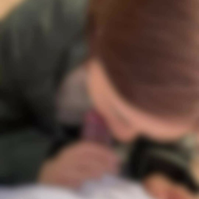 おしゃぶりの動画

いつもよりしゃぶり方が積極的でエロい。

興奮してるのかな？