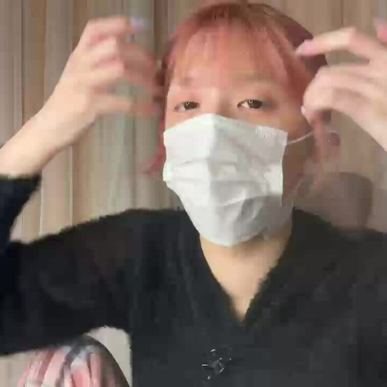 【みれい 20 歳】

みれいさんのライブ配信動画です
生配信 だと、1 回の有料配信を視聴すると、おおよそ平均 