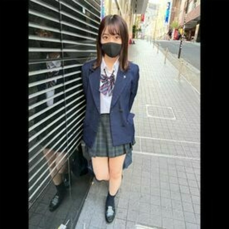 まじ普通のちょい巨乳女子学生（やばい）！
実はめちゃ都内で偏差値高い系の女の子です。話し方も落ち着いてて大人っぽい！