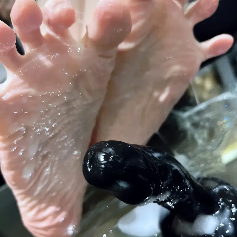 やっぱローションて白の方が映えるよね