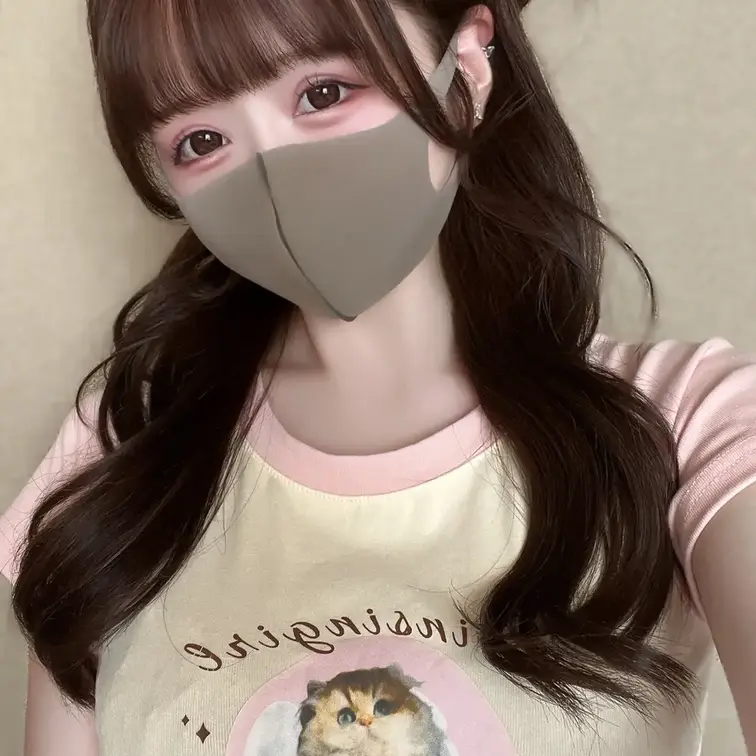 昨日の動画みてくれた〜？？

最近えっちする時声が抑えられなくて、見返す時恥ずかしいんだよね( ՞߹𖥦߹՞ )笑
