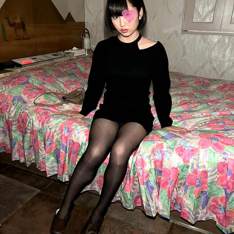 【素人個撮】幸薄そうな短髪美女_涙目で感じまくる女に無断中出し2発