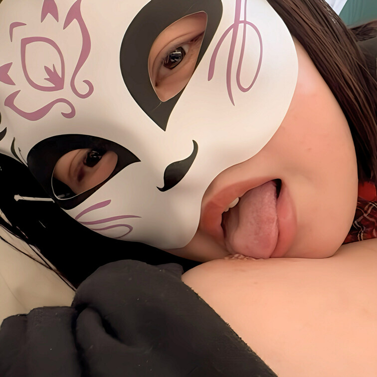 元アイドルの彼女が全裸で挑む新境地！
ファンが悲しむヌード姿やハメ撮りをご覧ください。
「プレミアムプラン」で全作品