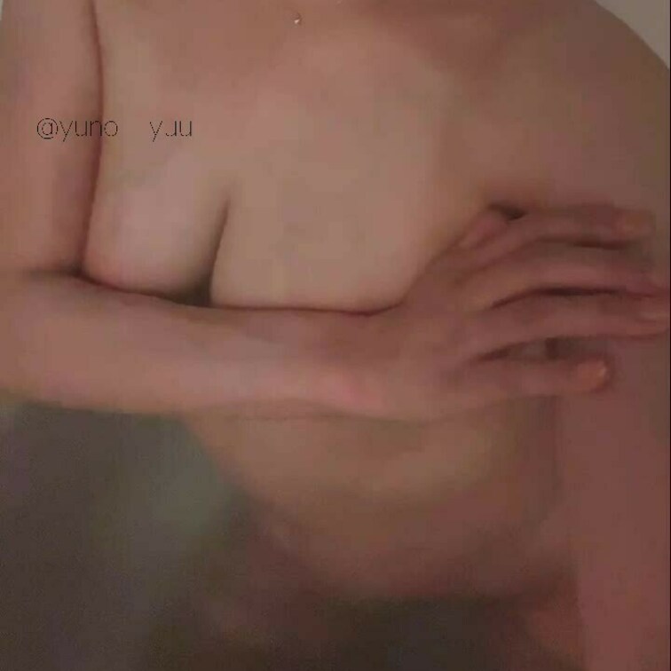 お風呂でくねくね