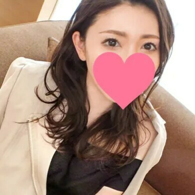 モデルさん？芸能人？というくらい美人な人妻さんです💍

33歳と妙齢で、熟れはじめたやわらかいカラダ、ほどよい肉付き