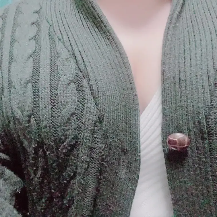 浮かび上がってくるナニカ…❤️
Hカップ❤️