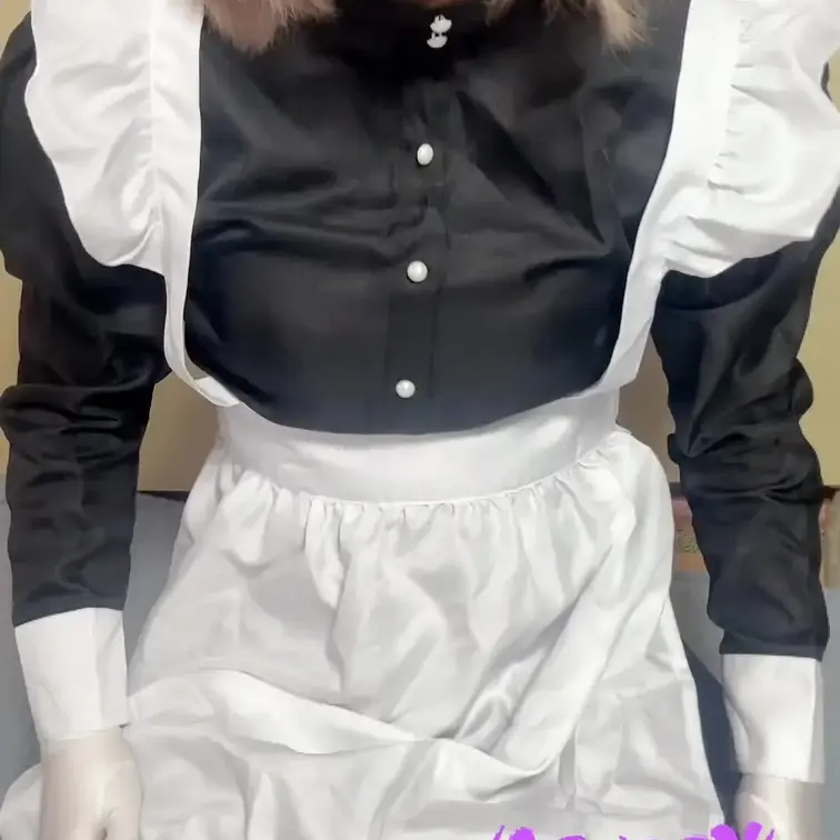 メイドパンチラ😌