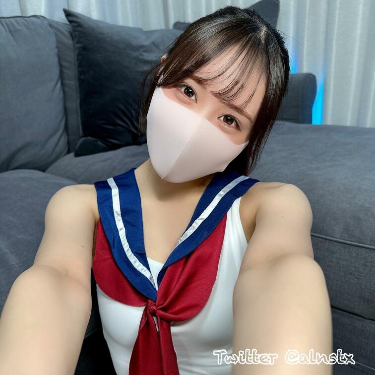 【スナップ写真】
可愛いすぎる「みなみちゃん」をみんなで愛でてあげて！！！

最新作
https://myfan