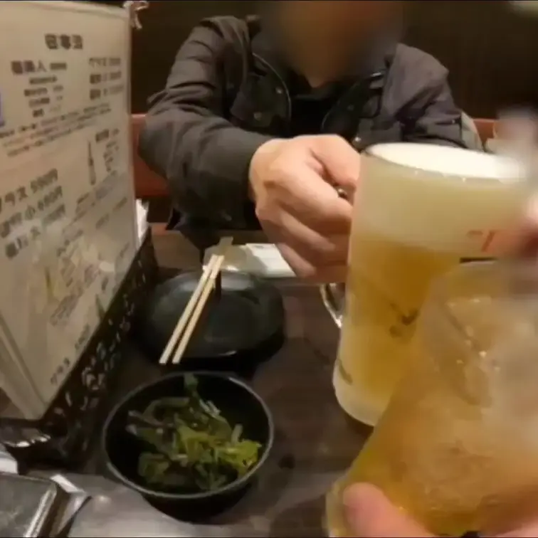 スレンダー40代車内4P　ハメまくりフェラさせまくり　男1人2発射精　サンプルダイジェスト　
本編は⬇️⬇️⬇️⬇️