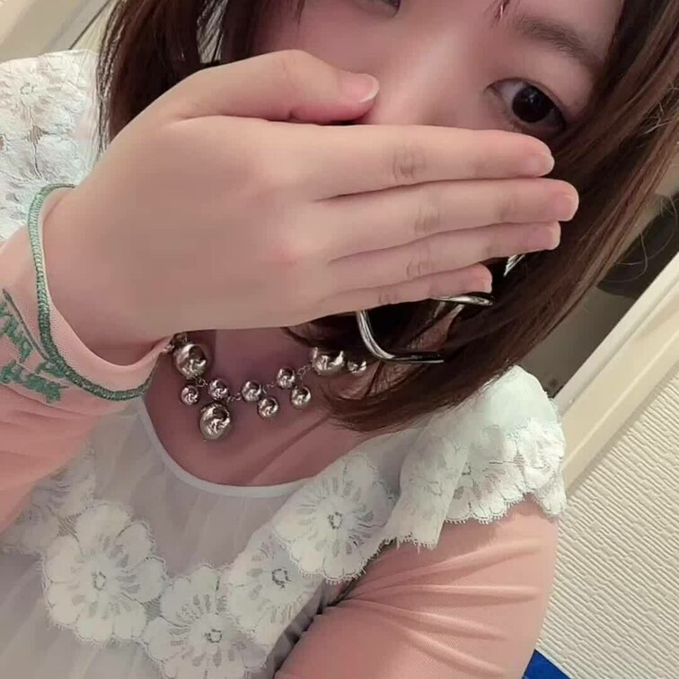 プレゼントで頂いた口枷試しにつけてみた
顔ブサイクた゛よー