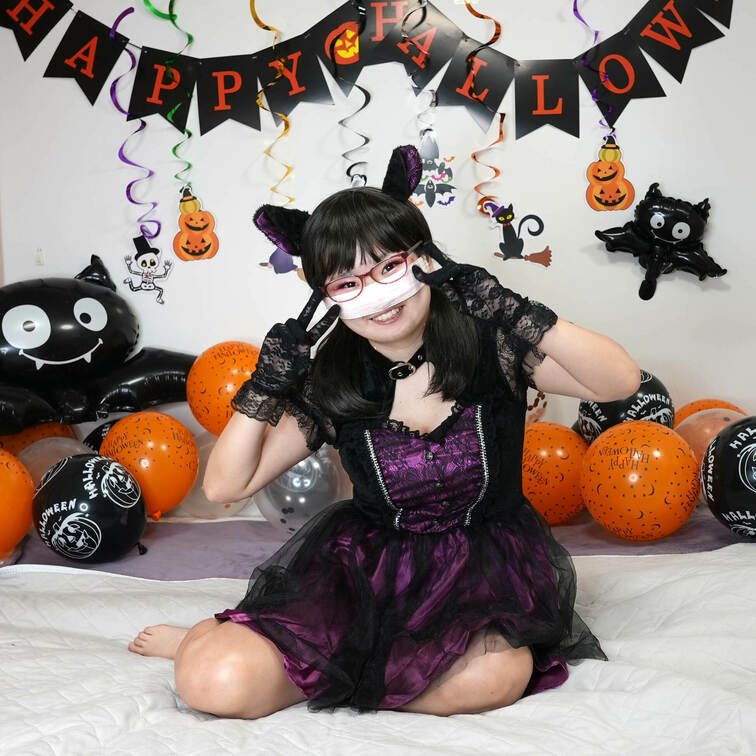 【作品名】
131_2024年度ハロウィンパーティー3P

【説明】
ハッピーハロウィン🎃
ちょっとセクシーな