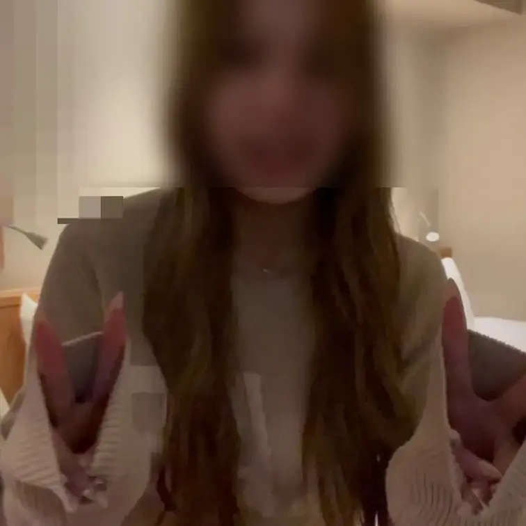 レモン🍋×彼氏持ちドMギャルオナホ

見た目は気が強そうなギャルだが
セックス中は首絞められたり髪の毛を引っ張られ