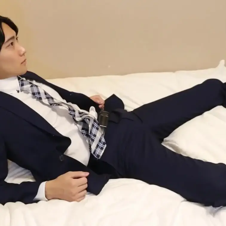 (105)現役AV男優久留間理玖②