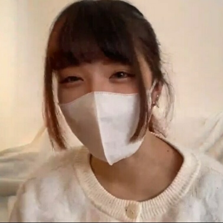 【みれい 20 歳】

みれいさんのライブ配信動画です
生配信 だと、1 回の有料配信を視聴すると、おおよそ平均 